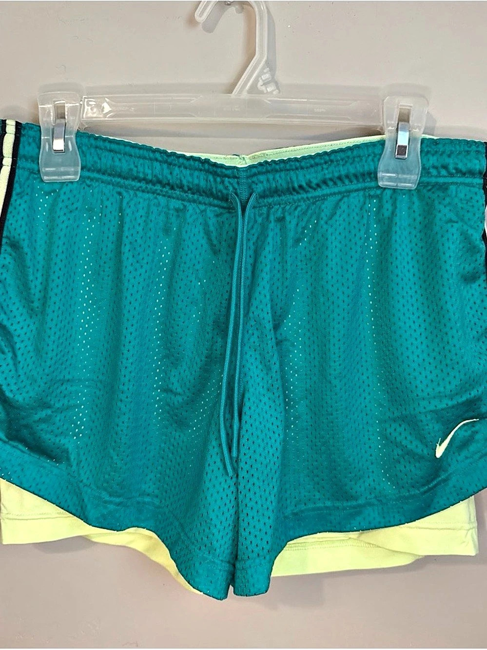 Nike Color Block Athletic Shorts in Blue & Yellow Like New